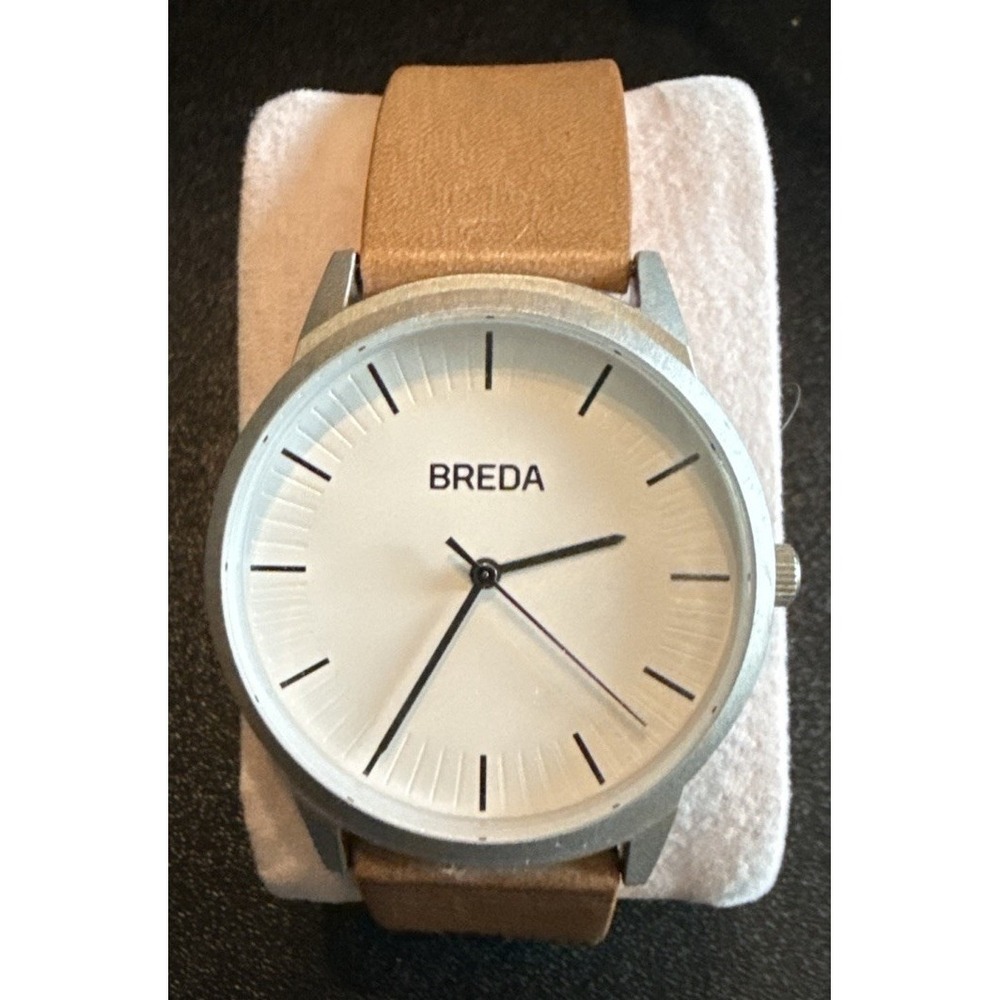 BREDA 5020bp-a Genuine Leather Quartz Analog Men's Watch